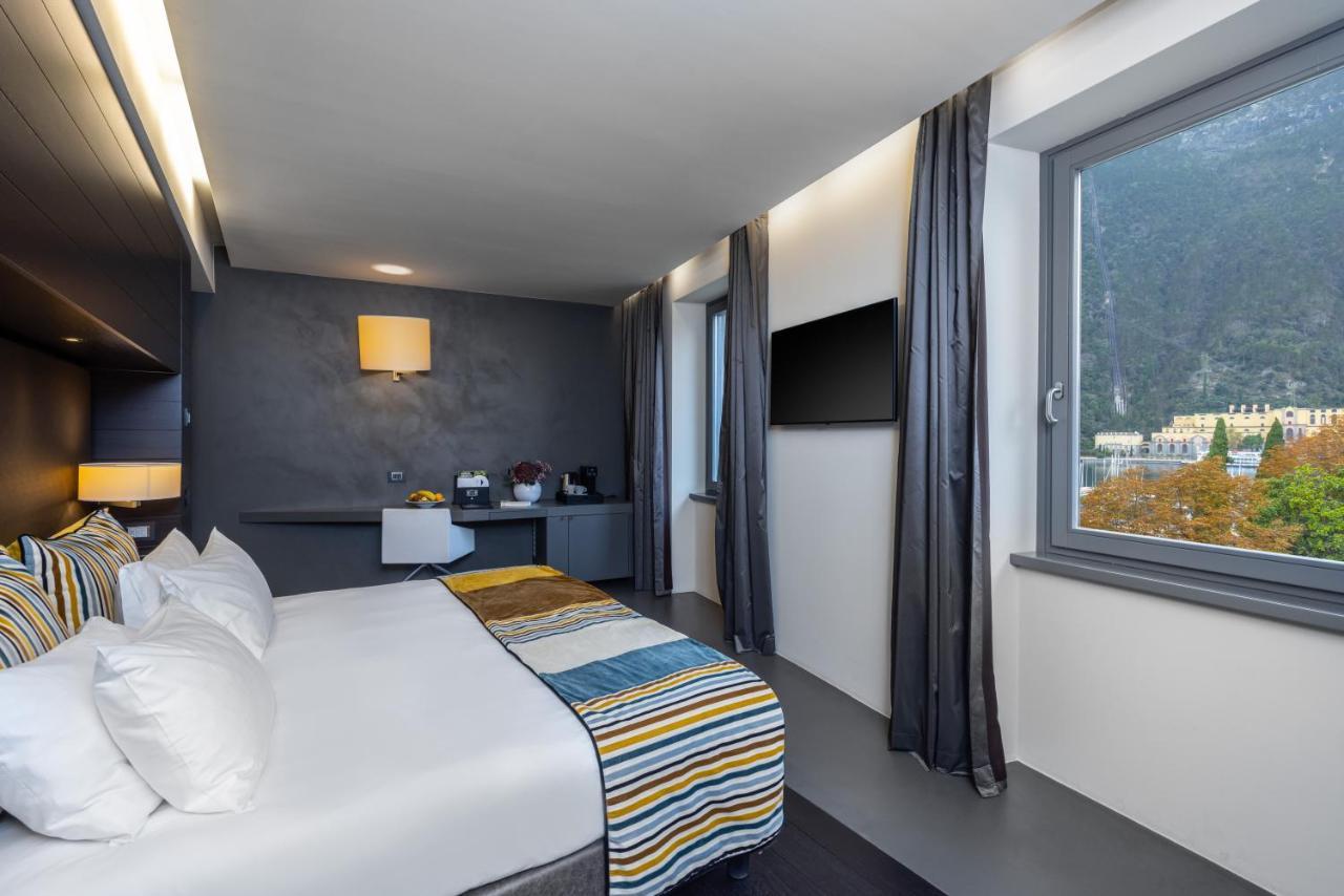 Lido Palace - The Leading Hotels Of The World Riva del Garda Exterior foto
